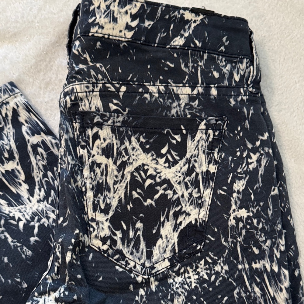 Bebe Monochrome Patterned Pants - image 3